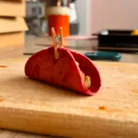 Коктейли и хапки на бар